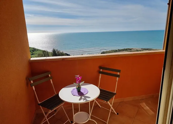 Baia Smeralda By World